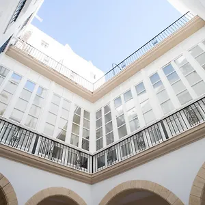 la-finca-del-falla-i-standard-apartment.hotelsincadiz.net/